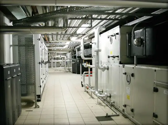 Corridoio di una centrale tecnica